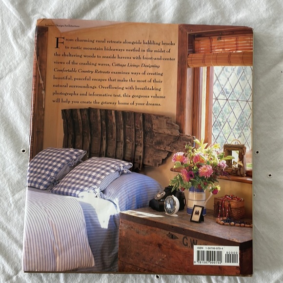 Cottage Living-Designing Comfortable Retreats Book - Picture 3 of 4